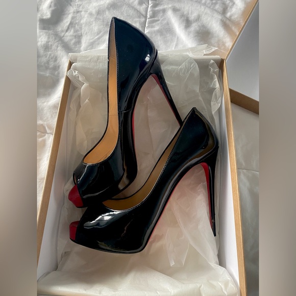 Christian Louboutin Heels size 36 - Picture 2 of 6
